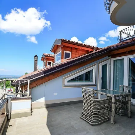 Altezza Hotel apartamentowy 4*