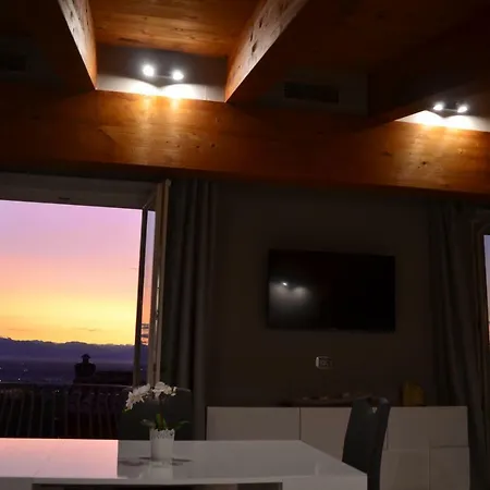 Altezza Hotel apartamentowy 4*